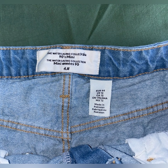 H&M The Water Saving Collection 90's Mini Skirt - Picture 2 of 6